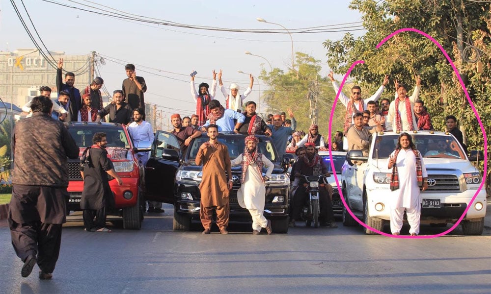 کراچی:ریلی کے شرکاء کی ہوائی فائرنگ کی ویڈیو وائرل