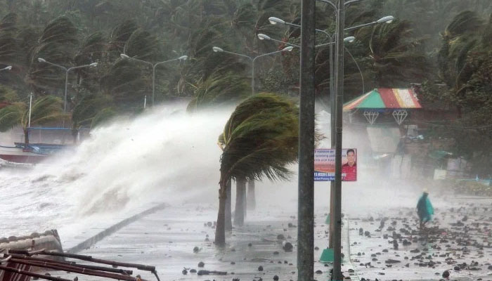 فلپائن : سمندری طوفان سے ہلاکتوں کی تعداد 17 ہو گئی