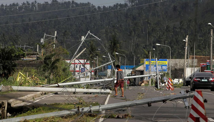 فلپائن : سمندری طوفان سے ہلاکتوں کی تعداد 17 ہو گئی