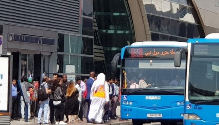 دبئی: بس میں سفر کے دوران یہ غلطیاں باعث جرمانہ ہیں