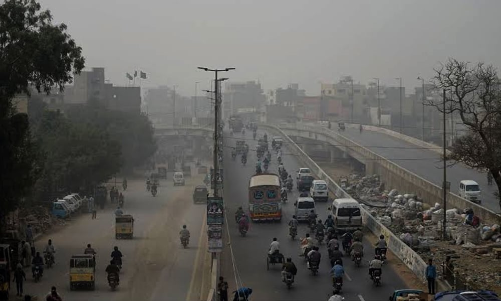 کراچی، رات سرد اور صبح کہر چھائے رہنے کا امکان