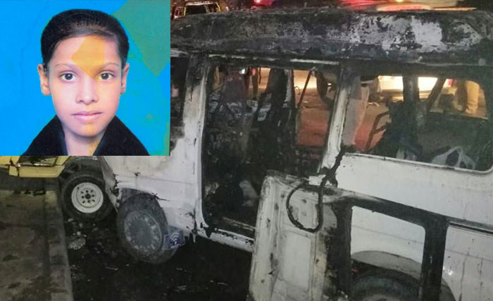 کراچی: گاڑی میں جھلسنے والی 12 سالہ حفصہ بھی دم توڑ گئی 