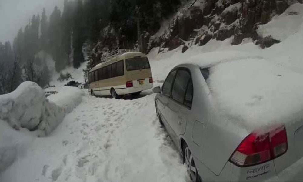 جنوبی وزیرستان میں 24 گھنٹوں سے برفباری جاری