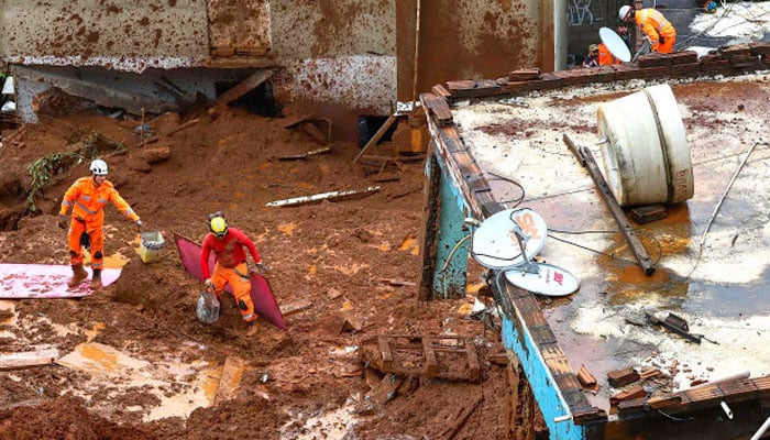 برازیل ، سیلاب اور لینڈ سلائیڈنگ میں 44 افراد ہلاک