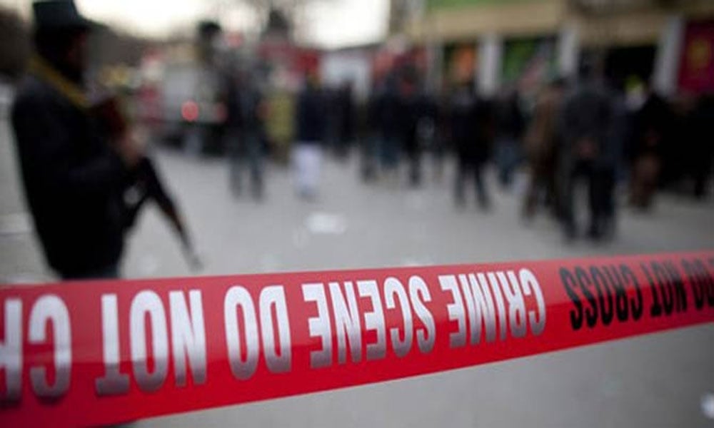 کراچی: شاہ لطیف ٹاؤن میں وائن شاپ پر حملہ 