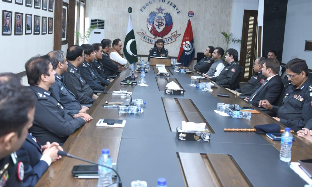 مشتاق مہر نے نئے آئی جی سندھ کا چارج سنبھال لیا