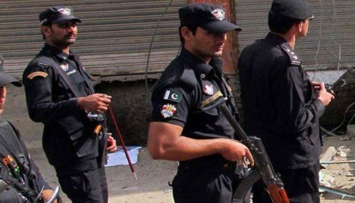 کورئٹہ: ایگل اسکواڈ اور ایلیٹ فورس میں ’پہلے سلام پھر کلام‘ کی پالیسی متعارف