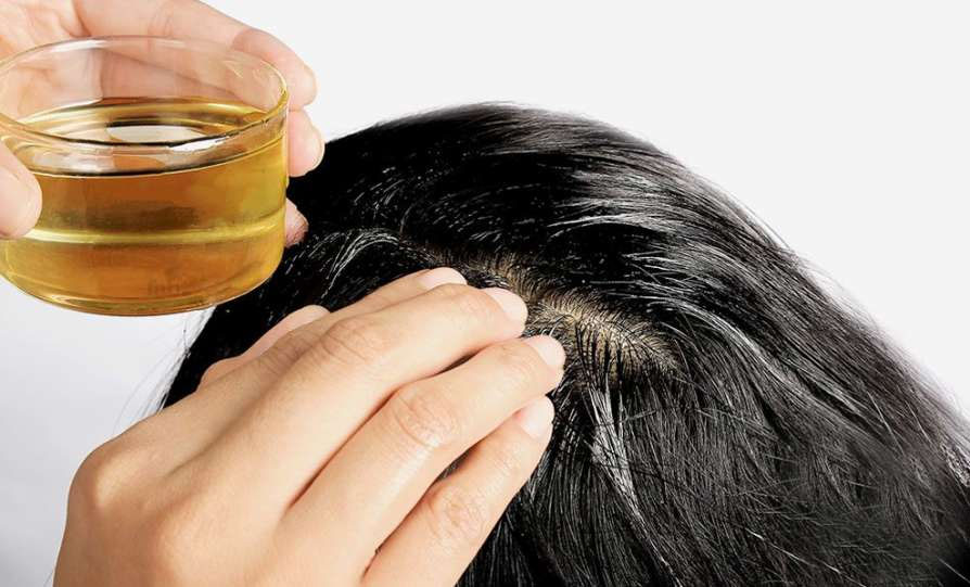 بالوں کی نشونما کیلئے تیل کا استعمال کیسے کیا جائے؟