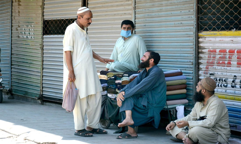 کراچی: لاک ڈاؤن کا 32 واں روز، ناکہ بندیوں میں نرمی