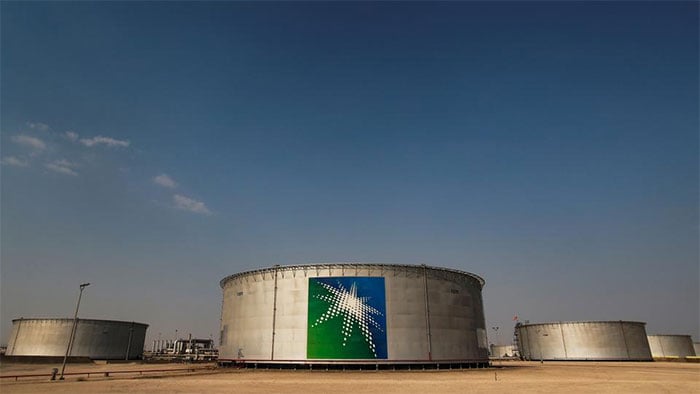 سعودی عرب تیل کی پیداوار میں یومیہ 1ملین بیرل کمی کرے گا