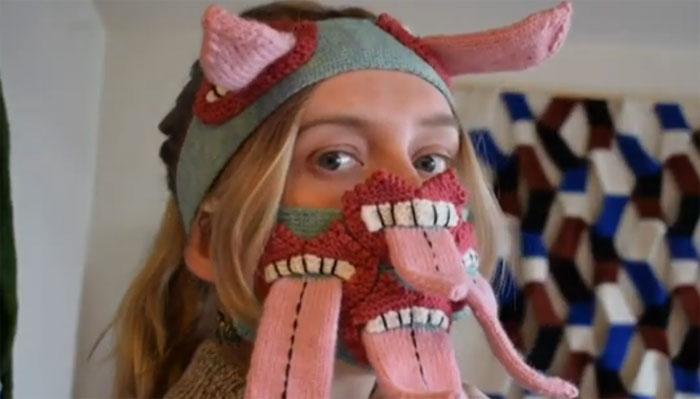 آئس لینڈ: ڈیزئینرنے سماجی دوری کے ڈراؤنے ماسک متعا رف کر وادیے