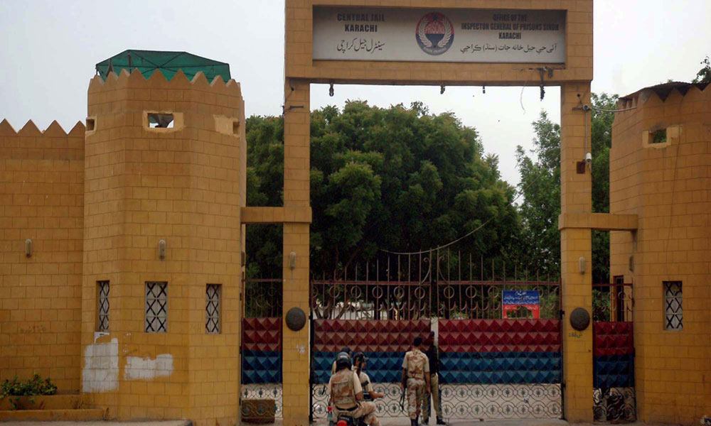 کراچی جیل کے 283 قیدی کورونا کا شکار ہیں: آئی جی جیل