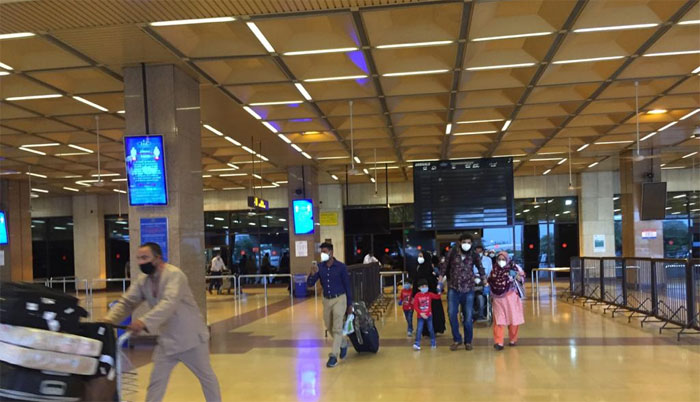 متحدہ عرب امارات میں پھنسے 258 پاکستانی خصوصی پرواز سے کراچی پہنچ گئے