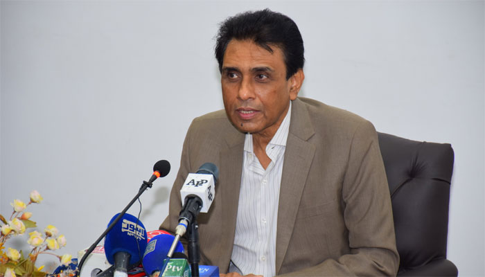 حکومت اعلیٰ سطح پر کورونا ایمرجنسی نافذ کرے، خالد مقبول