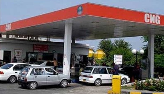  پنجاب اور اسلام آباد میں CNG کی قیمت میں ساڑھے 7 روپے فی کلو کمی 