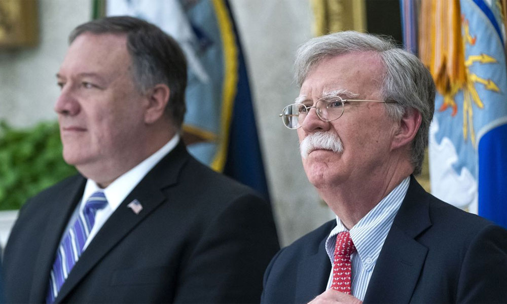 امریکی وزیرِ خارجہ نے جان بولٹن کو غدار قرار دے دیا