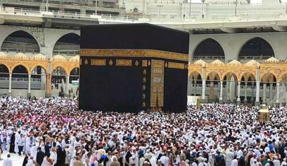 مسجدالحرام: نماز جمعہ میں 1 لاکھ سے زائد نمازیوں کی شرکت