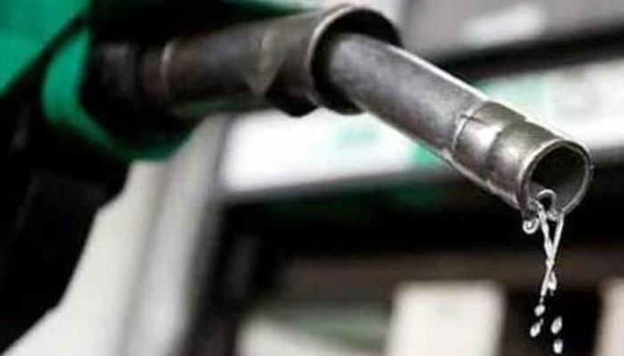 عوام کا پیٹرولیم مصنوعات کی قیمتوں میں اضافہ واپس لینے کا مطالبہ