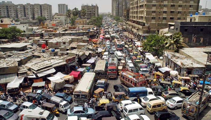 ٹریفک قوانین کی خلاف ورزی میں کراچی کا تیسرا نمبر