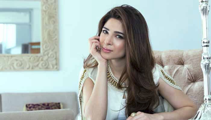 سورج کے طلوع اور غروب ہونے کا منظر بہت پسند ہے،عائشہ عمر 