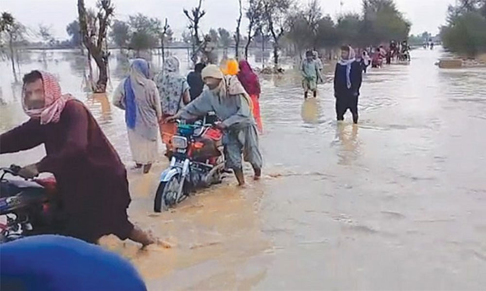 ملک: مختلف علاقوں میں شدید بارش سے سیلابی صورتِحال
