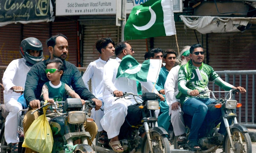 کراچی:جشنِ آزادی کی رونقیں عروج پر