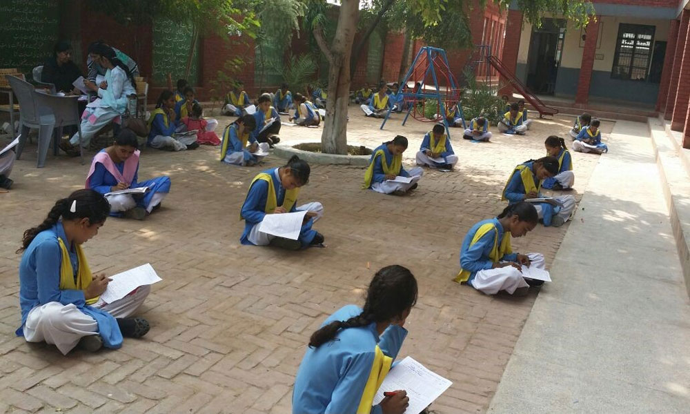 پنجاب: اسکول کے بچوں کی کورونا سے حفاظت کیلئے کتابچہ جاری