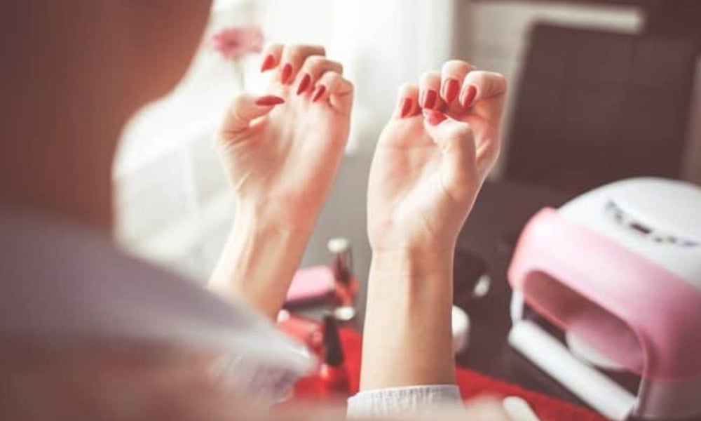خوبصورت ہاتھ پاؤں کیلئے مینی ،پیڈی کیور کی آسان ٹپس