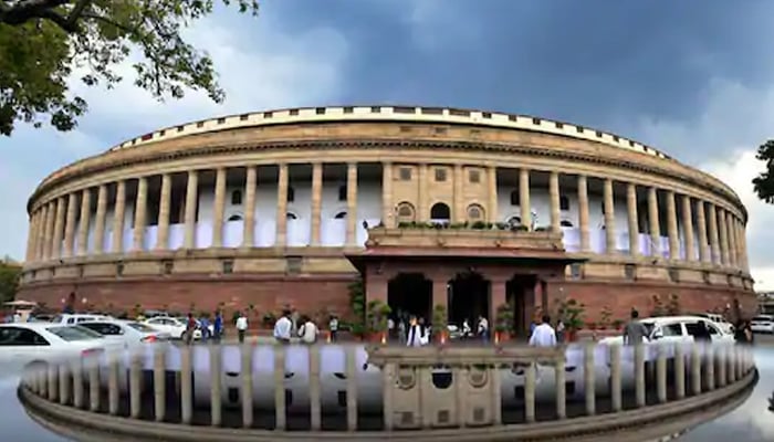 بھارت:25 ارکان پارلیمان میں کورونا کی تصدیق 