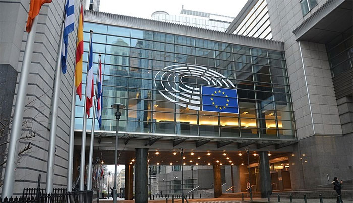 یورپی پارلیمنٹ کا قیادت سے ہتھیاروں کی فروخت پر نظر رکھنے کا مطالبہ