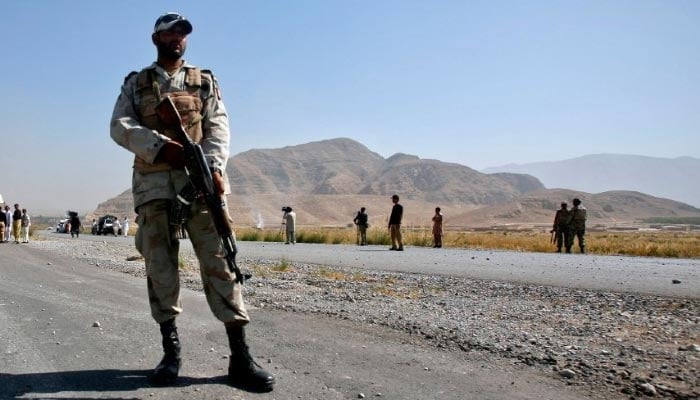 بلوچستان: کیچ میں سیکیورٹی فورسز کا آپریشن، دو دہشت گرد مارے گئے، آئی ایس پی آر