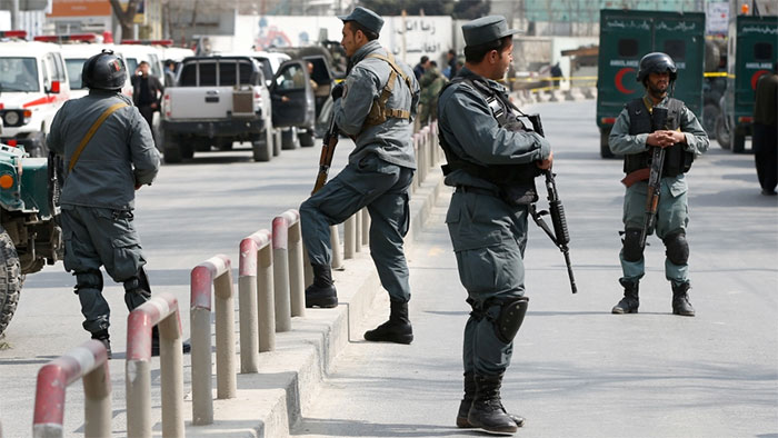افغانستان میں مسلح افراد کو دیکھتے ہی گولی مارنے کا حکم 