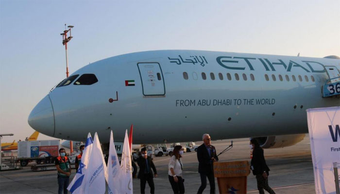 امارات کی پہلی کمرشل پرواز اسرائیل پہنچ گئی