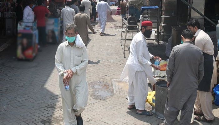 پاکستان میں کورونا کی صورت حال پھر بگڑنے لگی