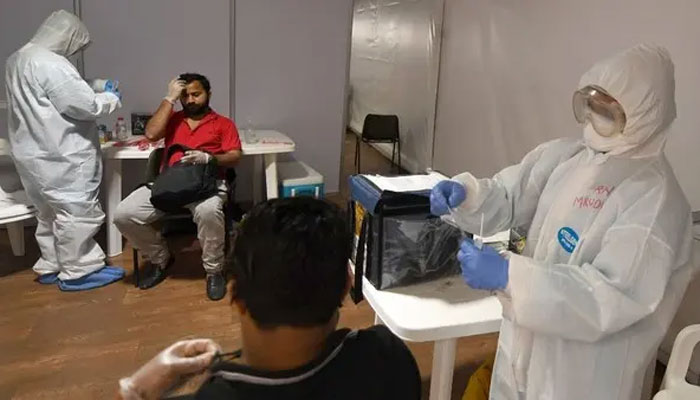 امارات میں آج 1 لاکھ 31 ہزار 633 کورونا ٹیسٹ ہوئے، 1289 نئے مریضوں کی تشخیص ہوئی