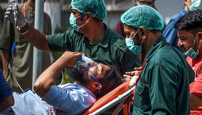 پاکستان: کورونا کیسز میں تیزی سے اضافہ، 19 جاں بحق