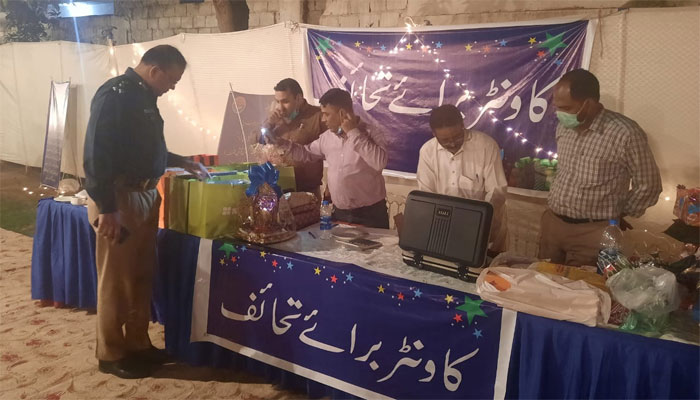 اے ایس آئی محمد بخش کیلئے ویسٹ زون کی تقریب، 13 لاکھ کے کیش انعامات