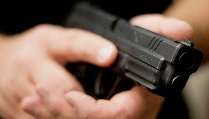 کراچی: سرجانی ٹاؤن میں کار سوار نوجوان کی ہلاکت کا واقعہ معمہ بننے لگا
