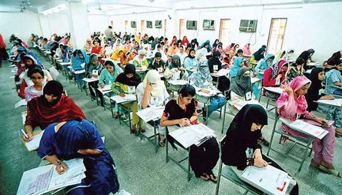 میڈیکل، ڈینٹل کالجز میں داخلوں کا انٹری ٹیسٹ ہوگیا