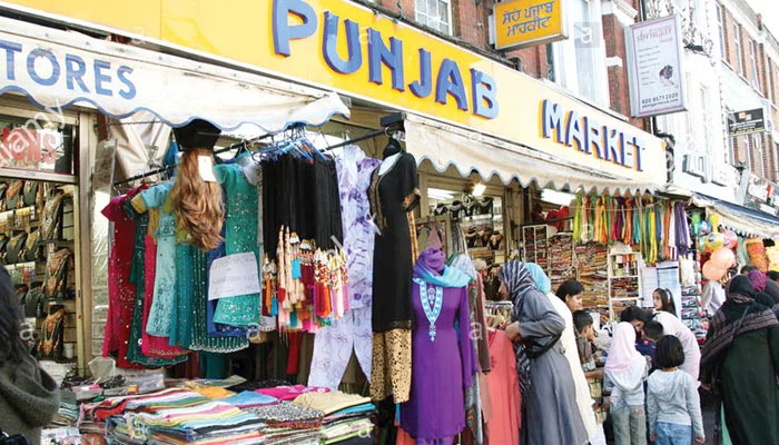 لندن میں بھی لاہور کی انارکلی ہے؟