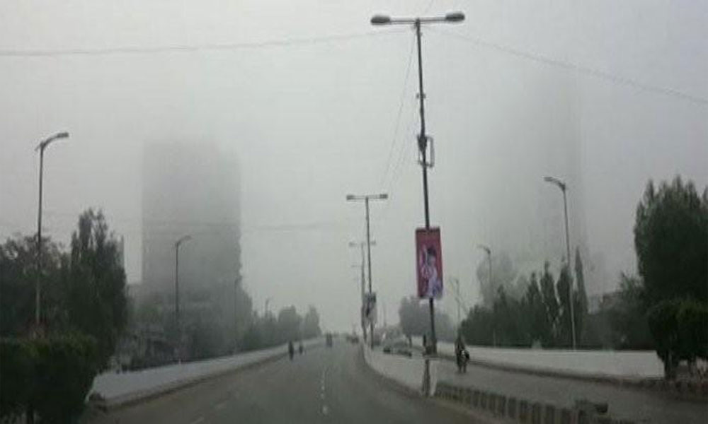 کراچی میں پھر دھند کے ڈیرے