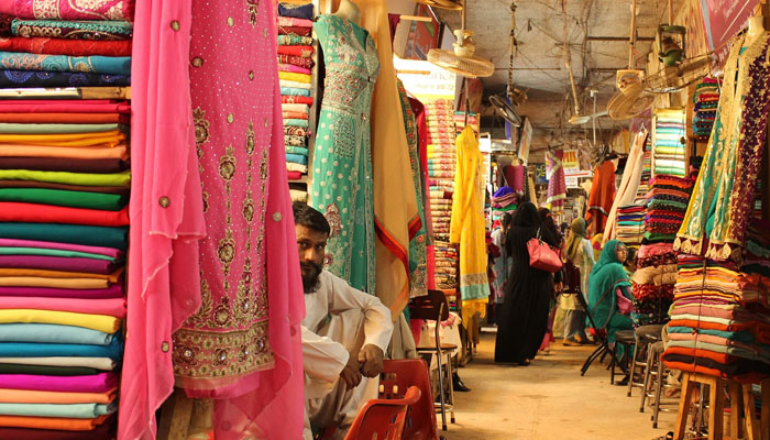کراچی: SOPs کی خلاف ورزی پر  مینا بازار سیل 
