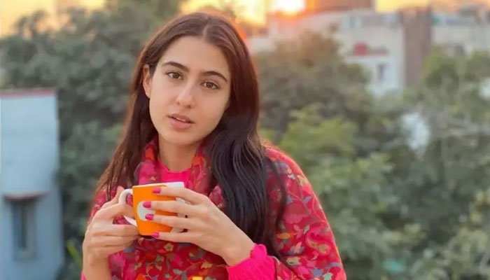 سارہ علی خان بغیر میک اپ کیسی دکھائی دیتی ہیں؟