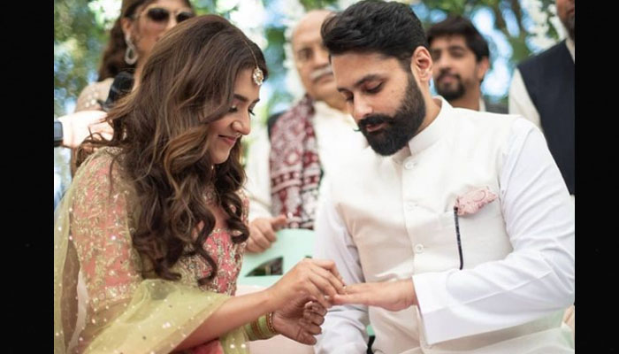 منشا پاشا اور جبران ناصر کی منگنی کو ایک سال مکمل