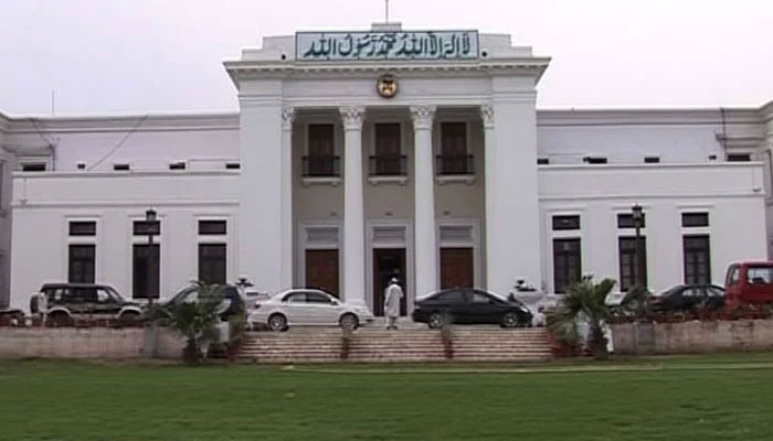 مسلم لیگ ن کے رکن سردار نلوٹھا کا اسپیکر کے پی اسمبلی سے رابطہ