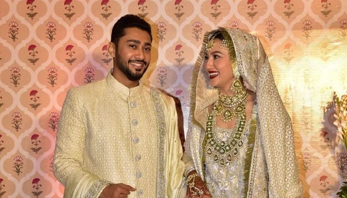 گوہر کی شادی کا لباس تیار کرنے والی پاکستانی ڈیزائنر کون؟