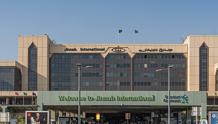 کراچی: کسٹمز کی ایئرپورٹ پر بڑی کارروائیاں، زیوارت و دیگر سامان ضبط 