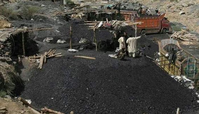مچھ میں کوئلے کی کان میں 11 مزدوروں کے قتل کے بعد بیشتر کانیں بند 