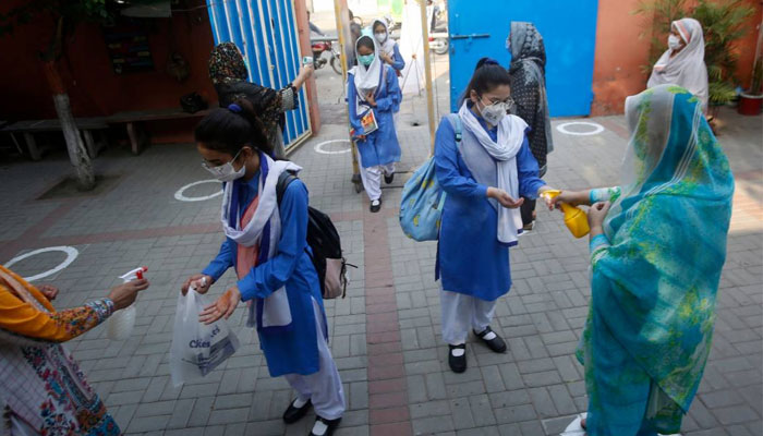 نویں تا بارہویں تک کی کلاسیں آج سے شروع ہوں گی