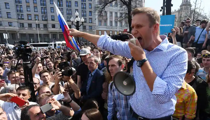 روسی اپوزیشن رہنما الیکسی ناوالنی کےحق میں ہزاروں افراد کا مظاہرہ  